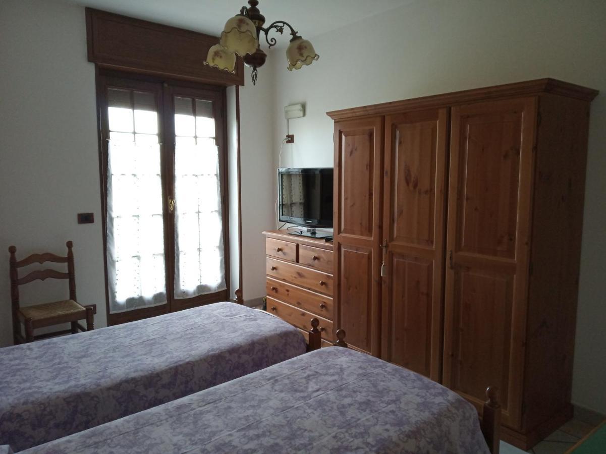 Bed & Breakfast Mezzaluna Feletto Exterior foto